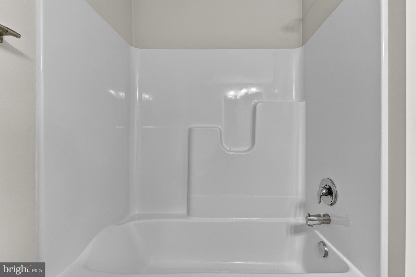 210 Lahaye Drive photo 52