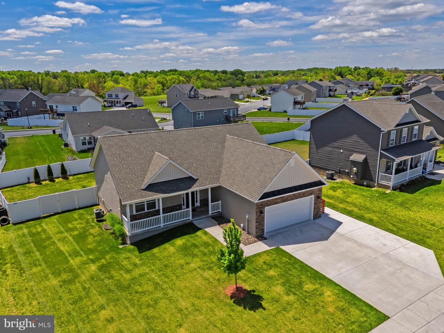 210 Lahaye Drive photo 61
