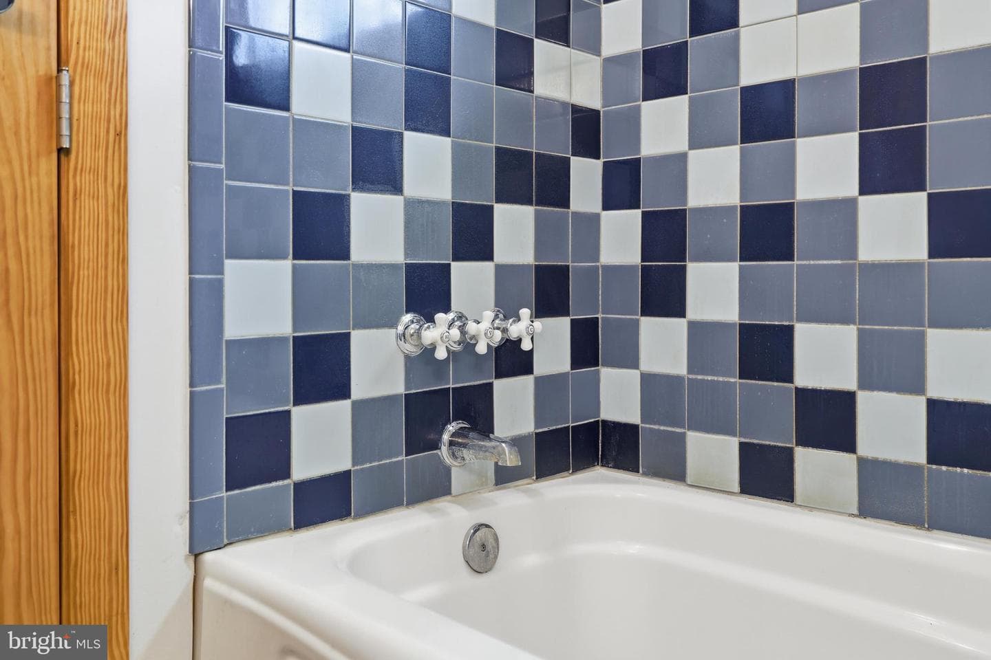 446 Broomgrass Way photo 32