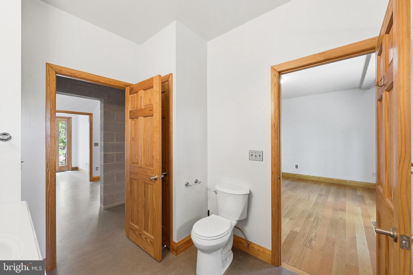 446 Broomgrass Way photo 34