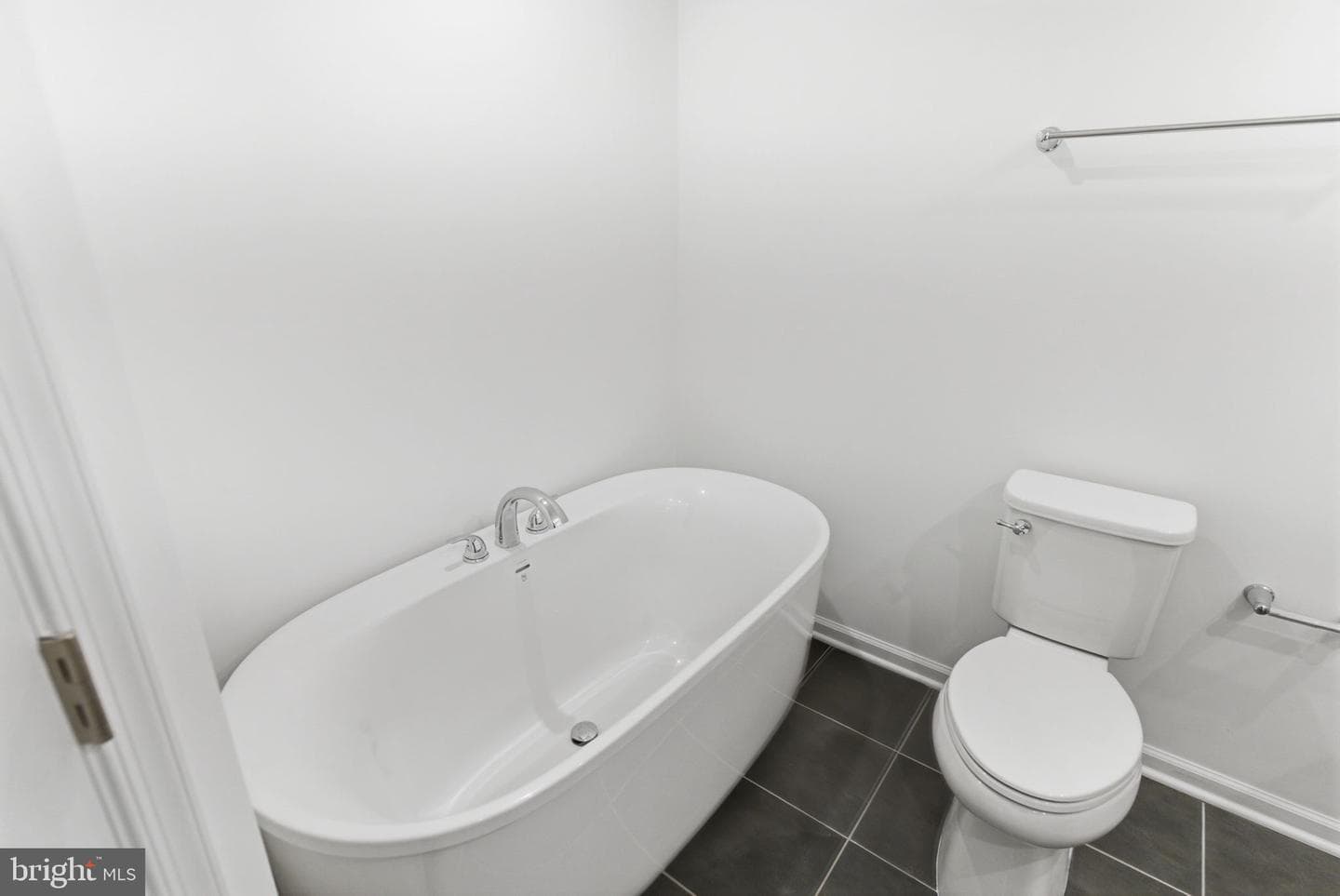 511 Fontana Circle photo 14