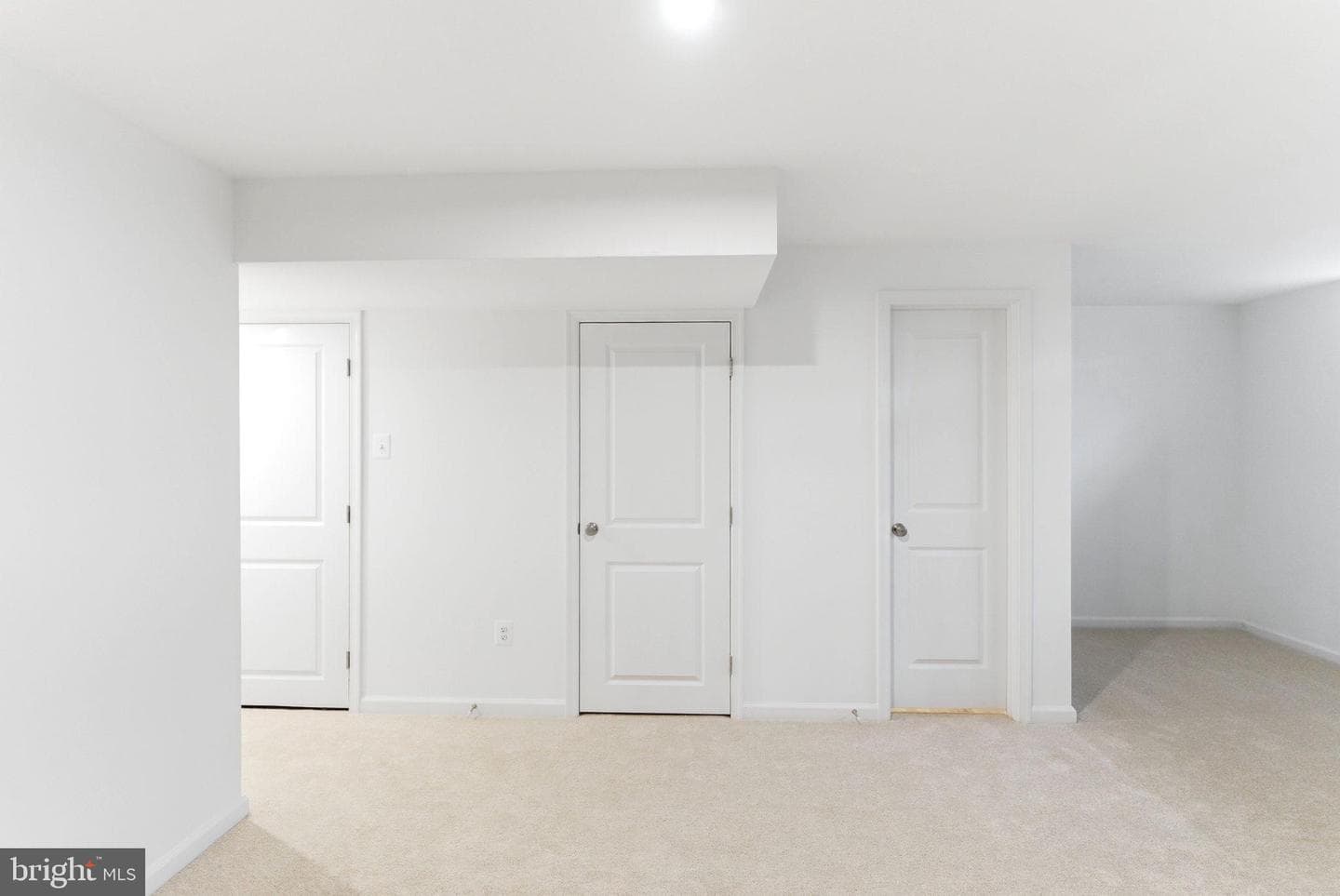 511 Fontana Circle photo 25