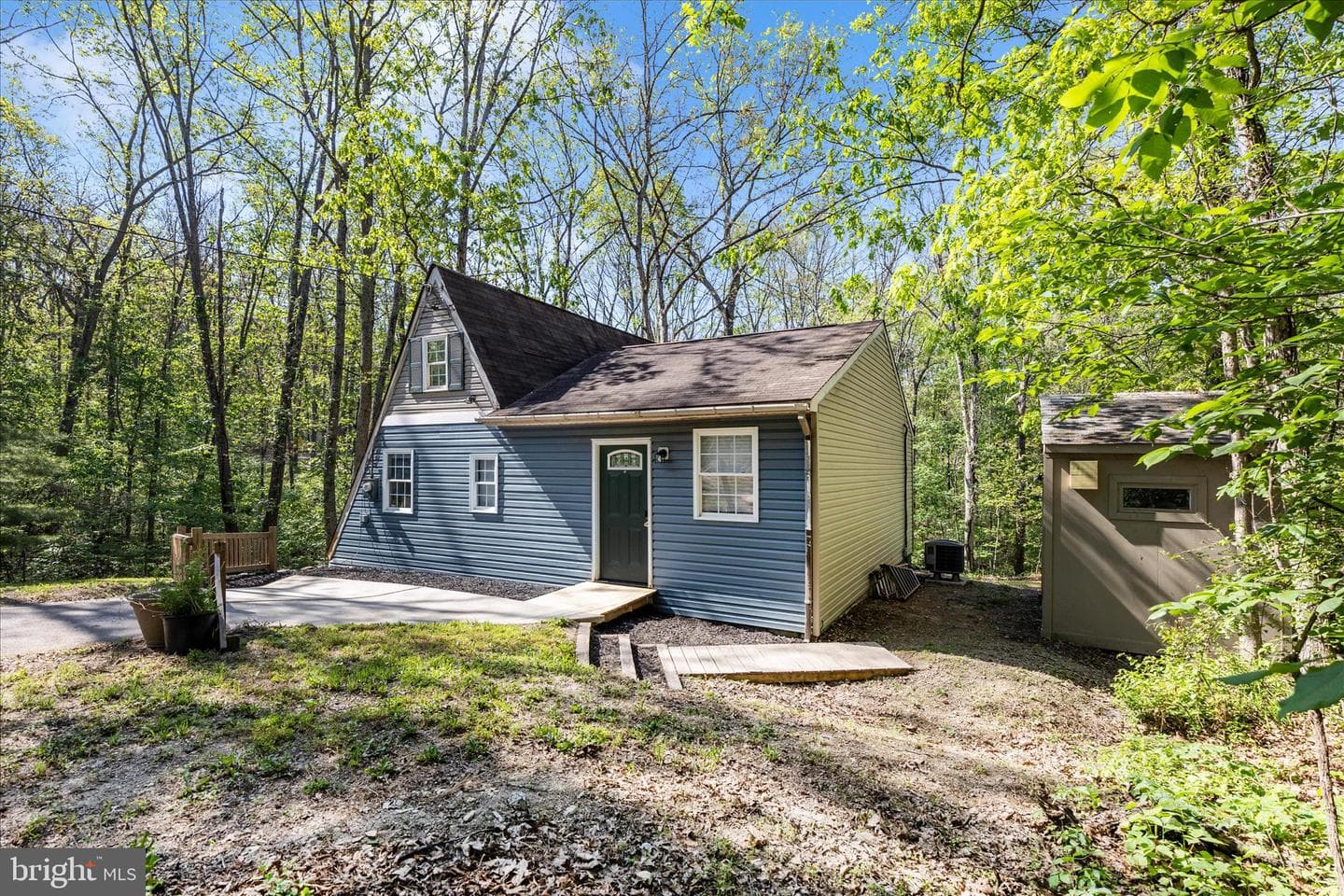 141 Persimmon Lane photo 2