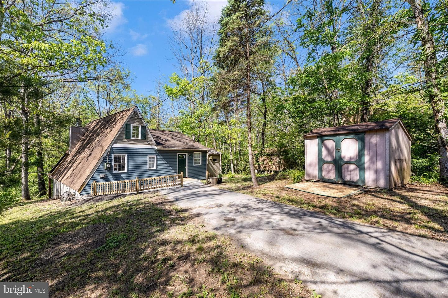 141 Persimmon Lane photo 3