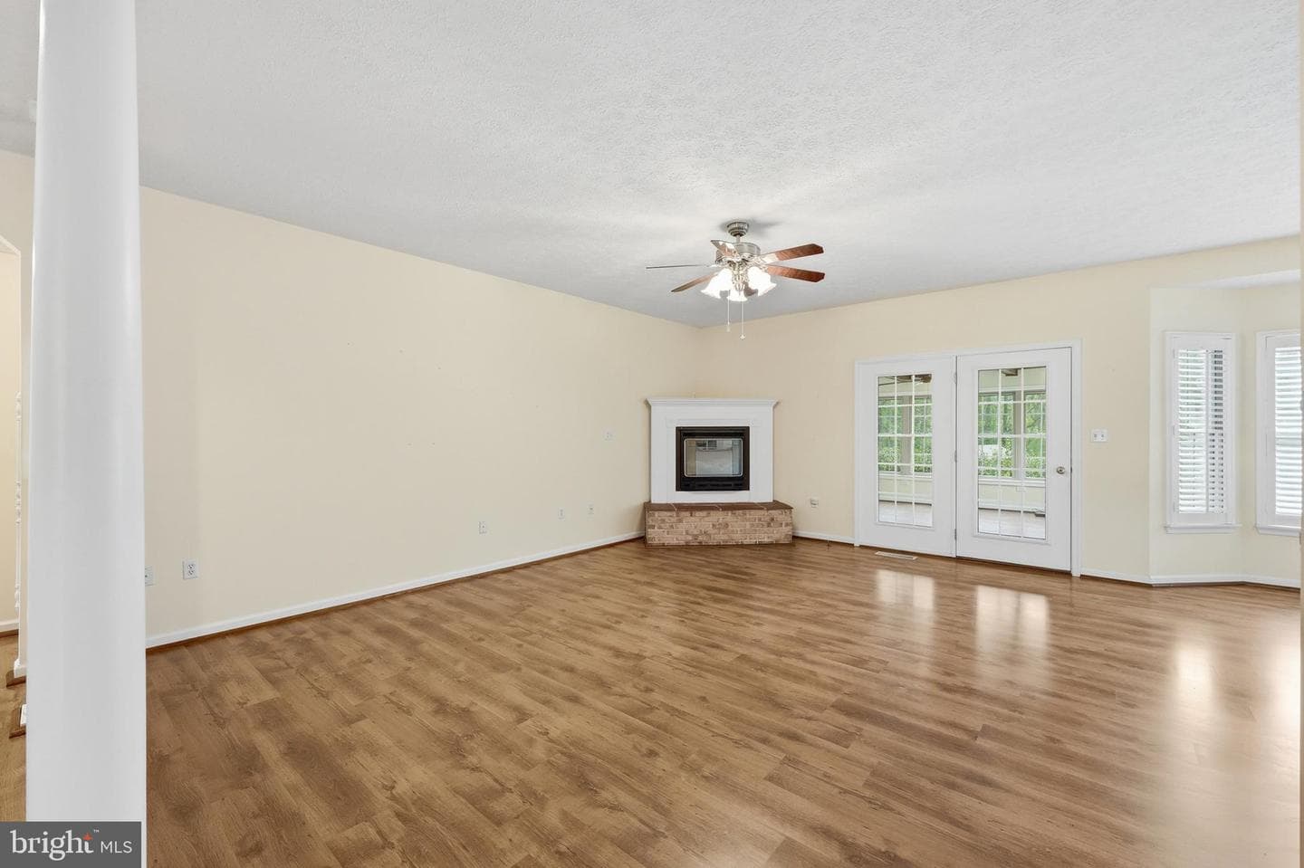 107 Palace Court photo 18