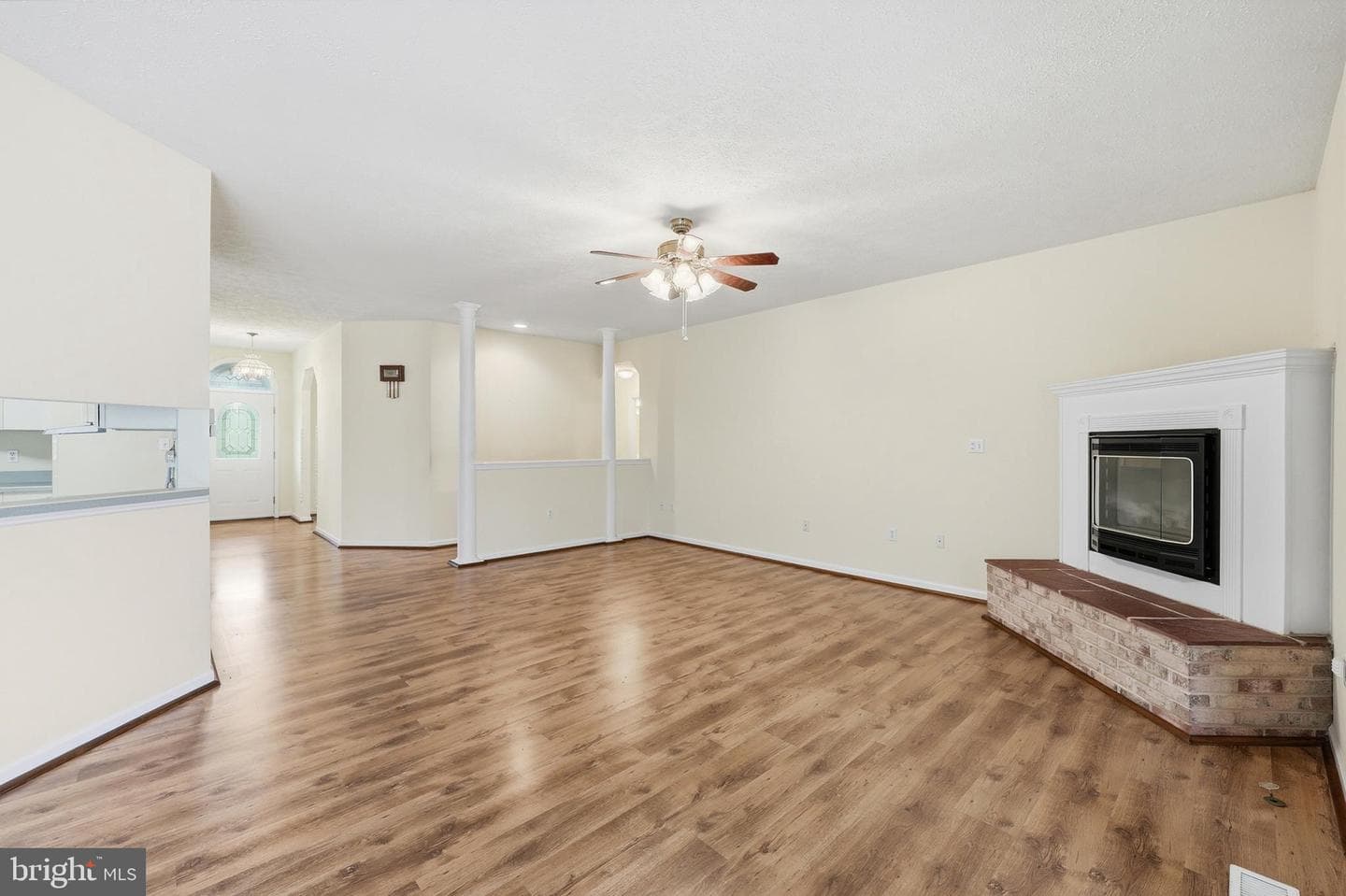 107 Palace Court photo 22