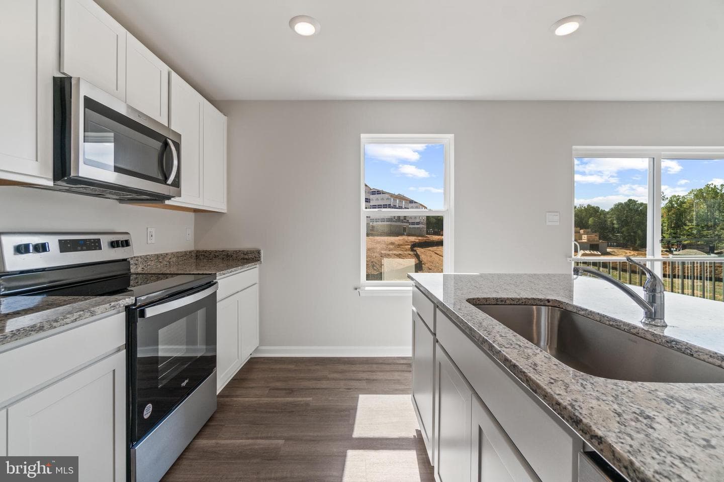 238 Anconas Boulevard photo 11