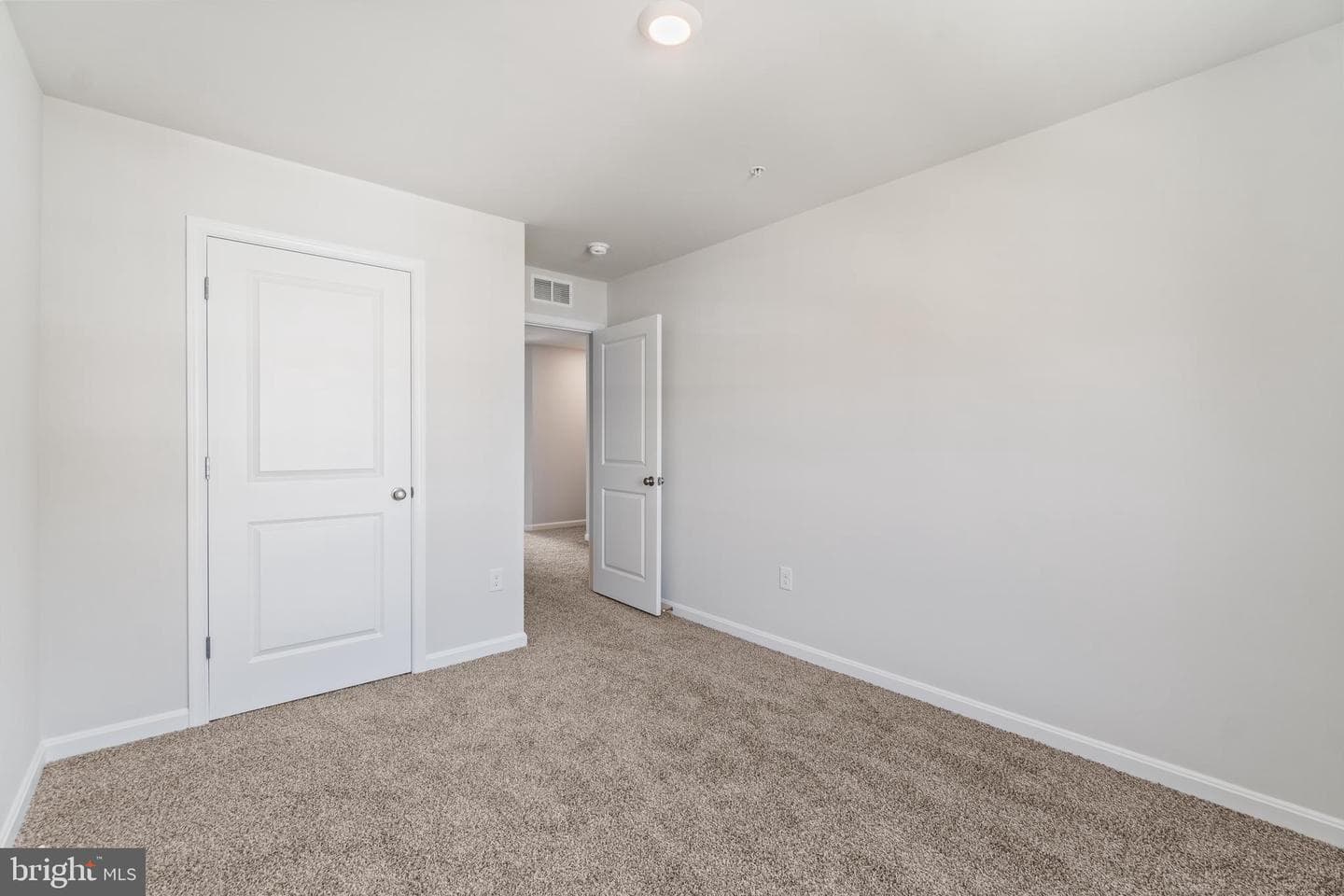 238 Anconas Boulevard photo 23