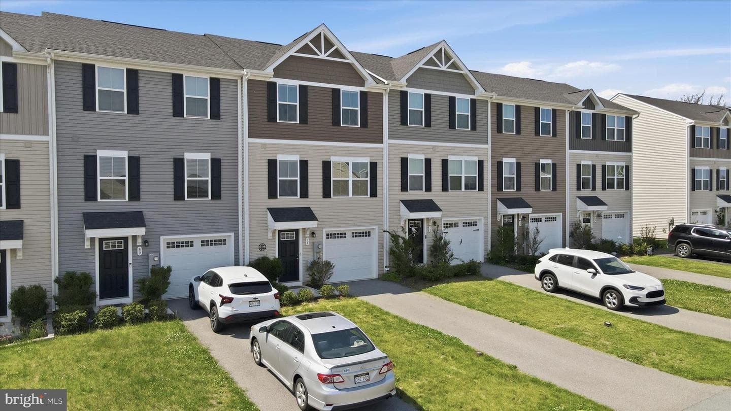 76 Chincoteague Lane photo 2