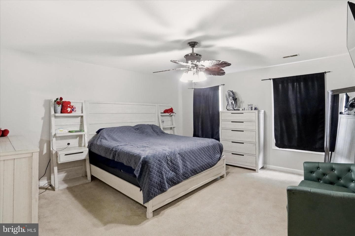115 Jewels Court photo 22