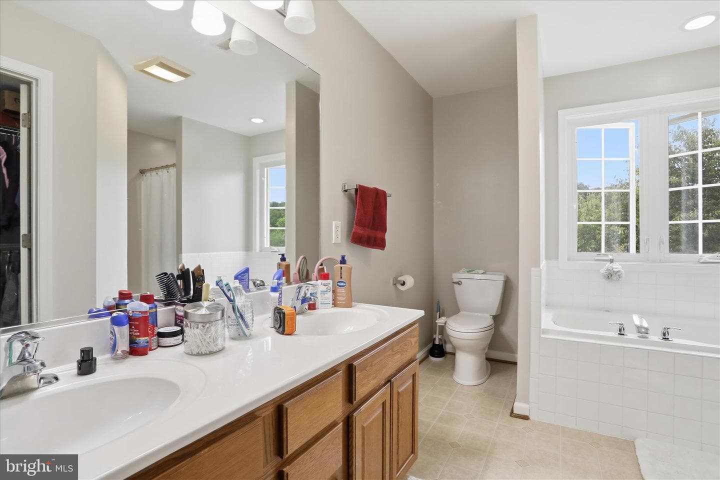 115 Jewels Court photo 26