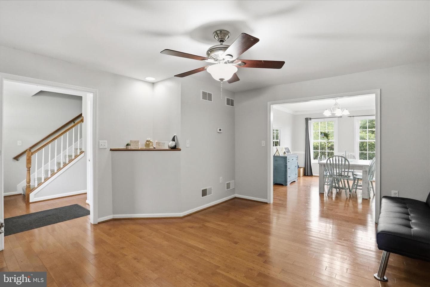 115 Jewels Court photo 3