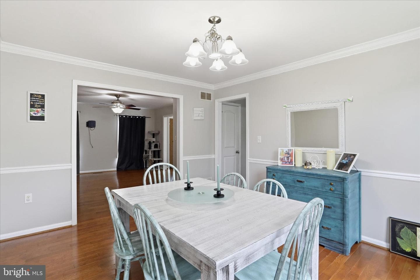 115 Jewels Court photo 6