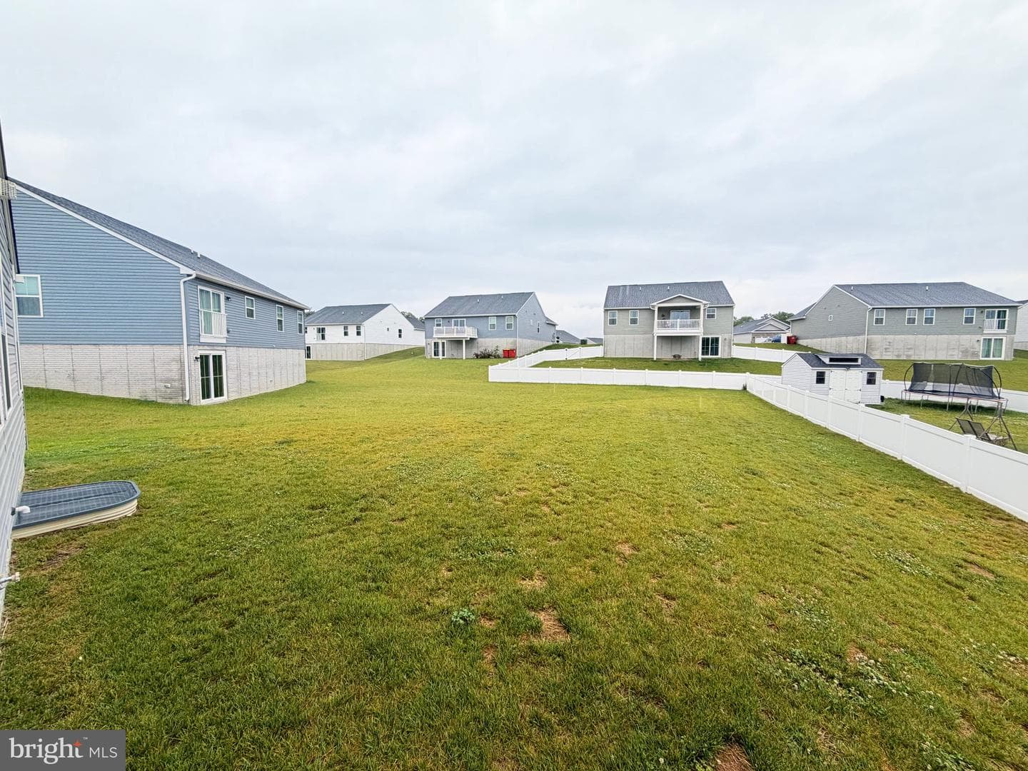 263 Hydro Road photo 21