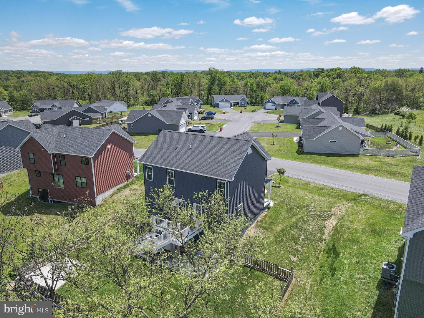 95 Duluth Drive photo 34