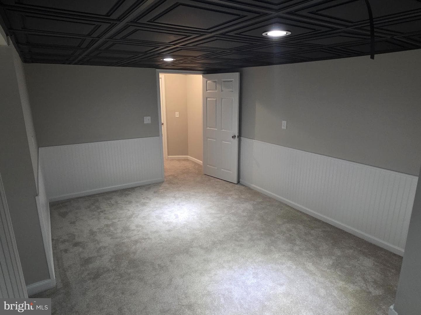 412 Ford Cir photo 13