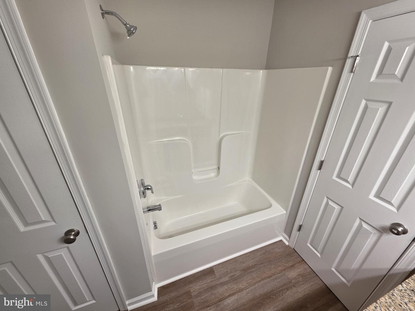412 Ford Cir photo 8