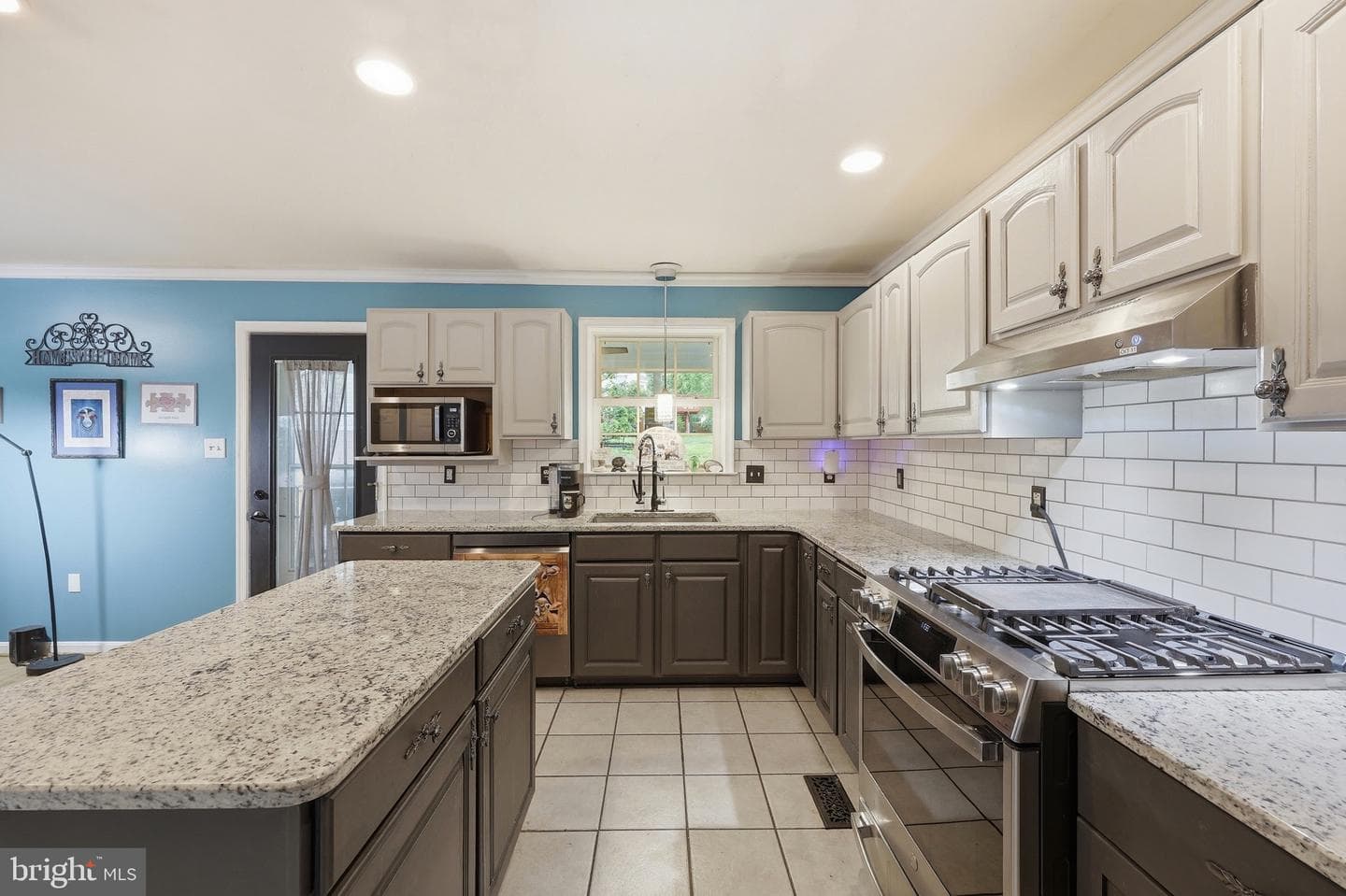 32 Talisman Drive photo 10