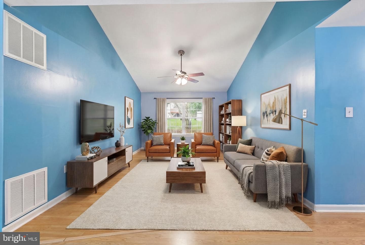 32 Talisman Drive photo 4