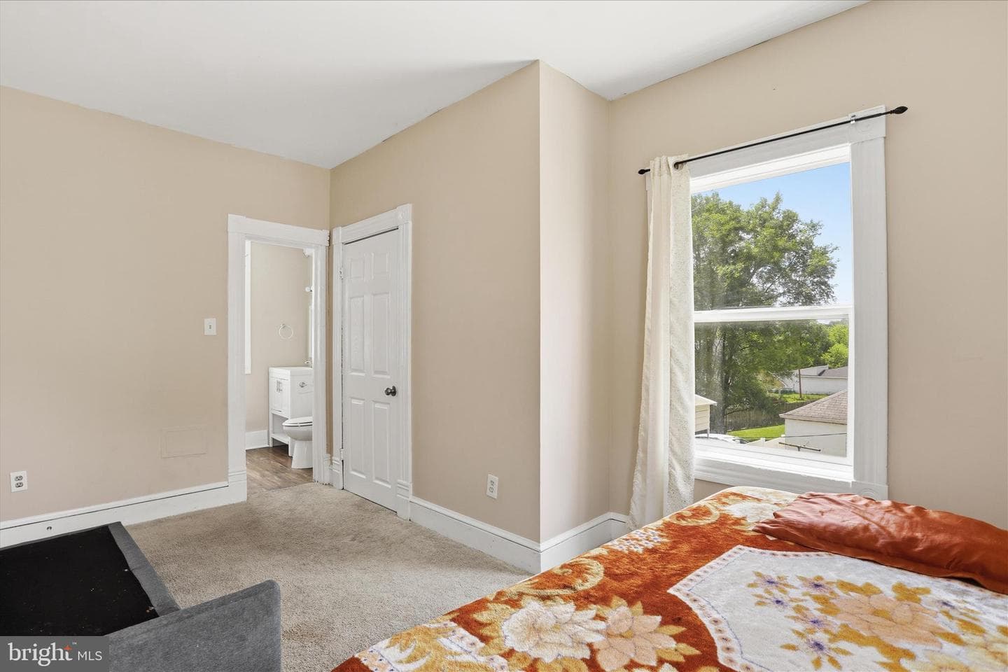 516 N High Street photo 17
