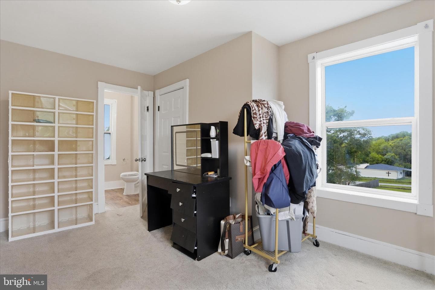 516 N High Street photo 24