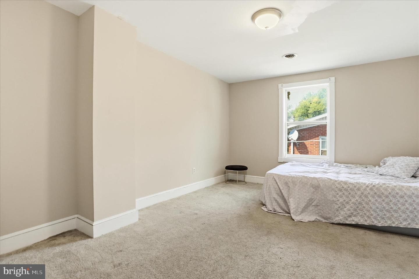 516 N High Street photo 26