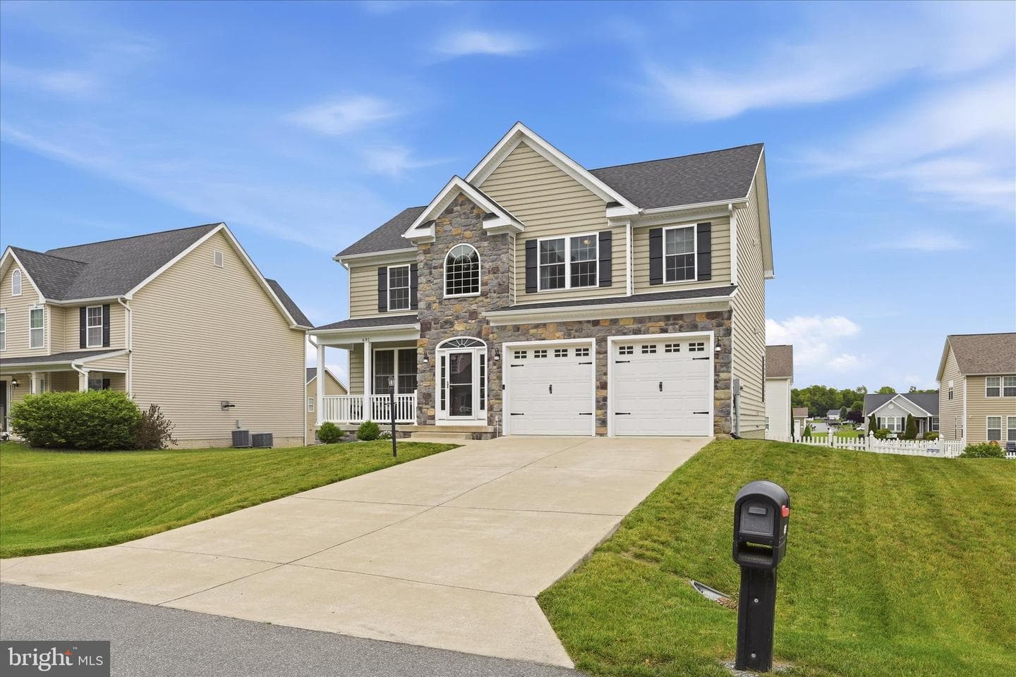 691 Webber Springs Drive photo 3
