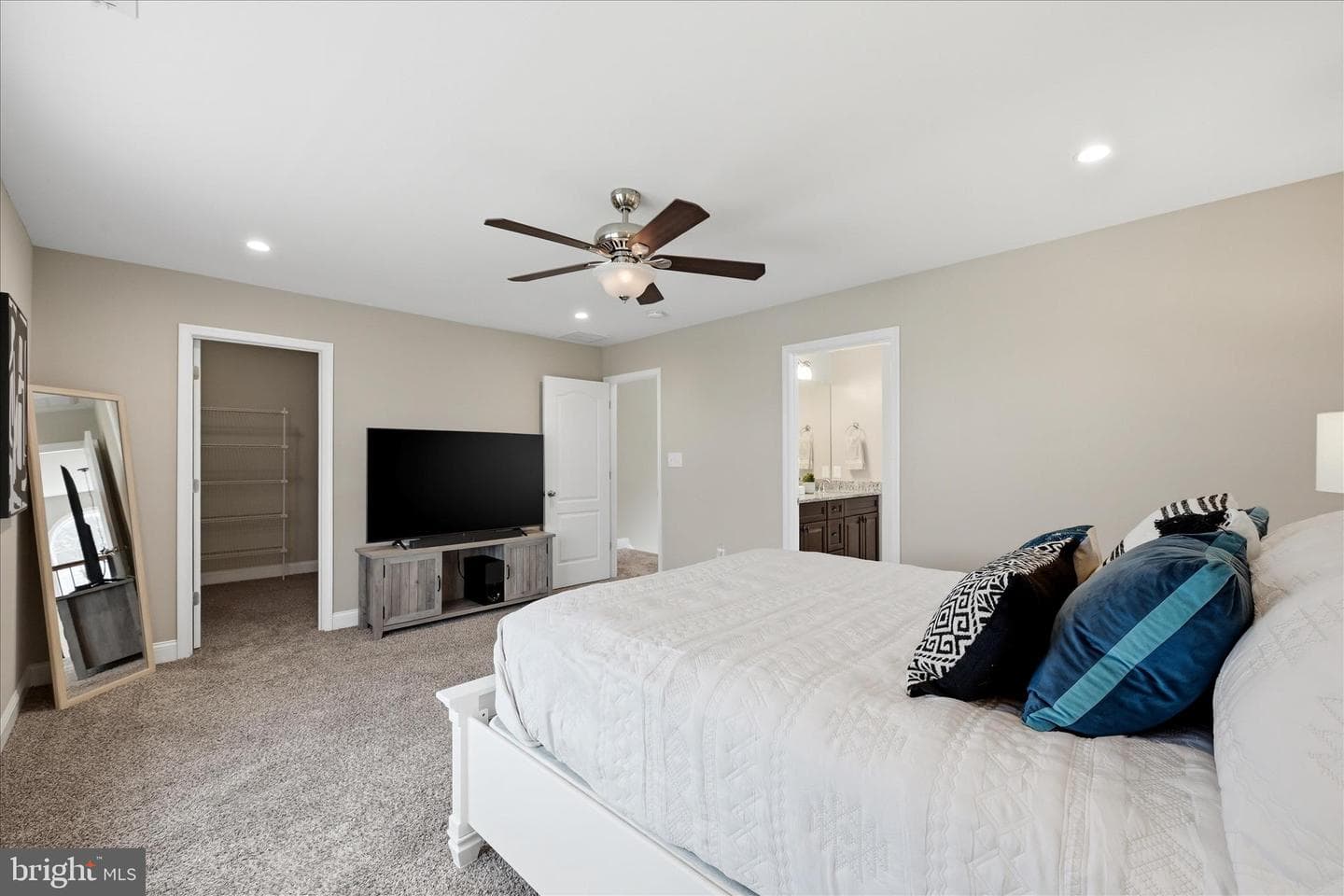 691 Webber Springs Drive photo 33