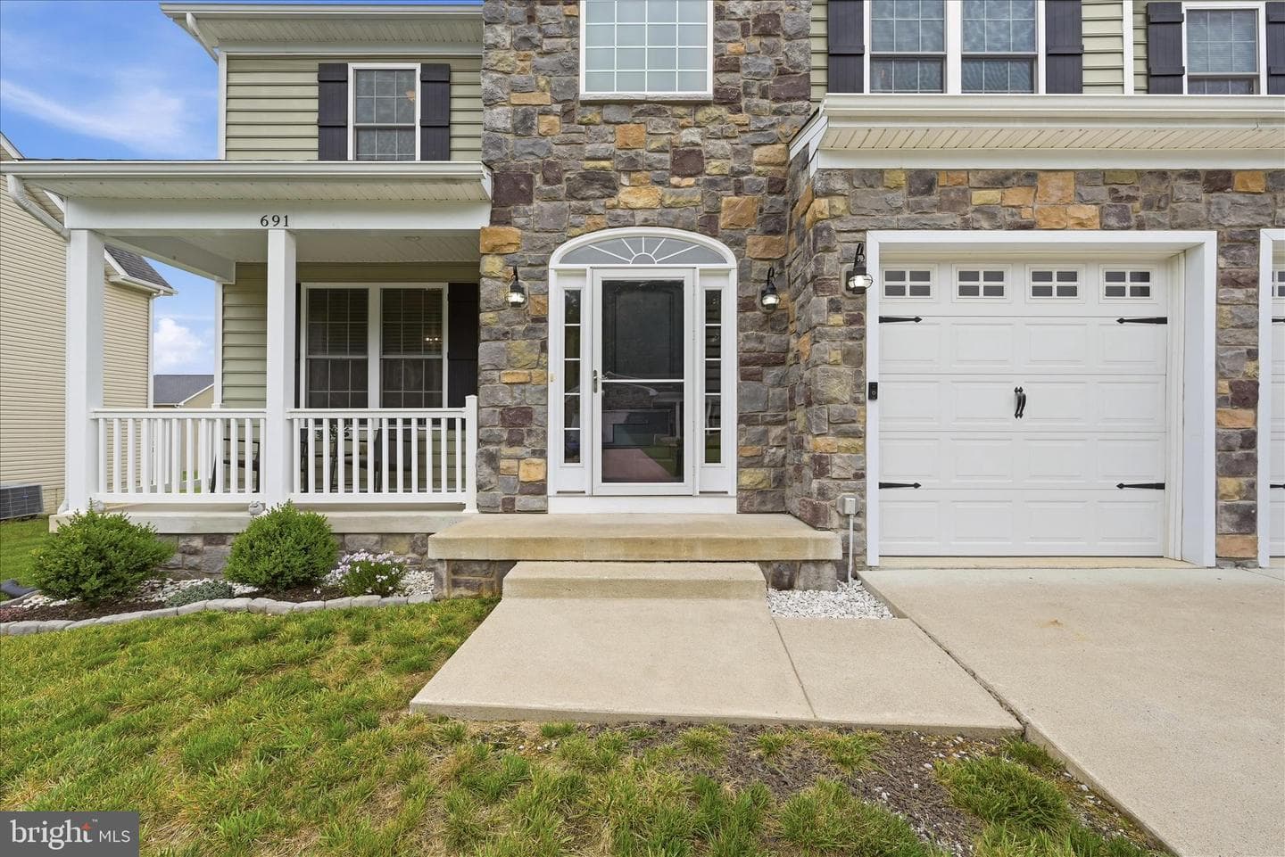 691 Webber Springs Drive photo 4