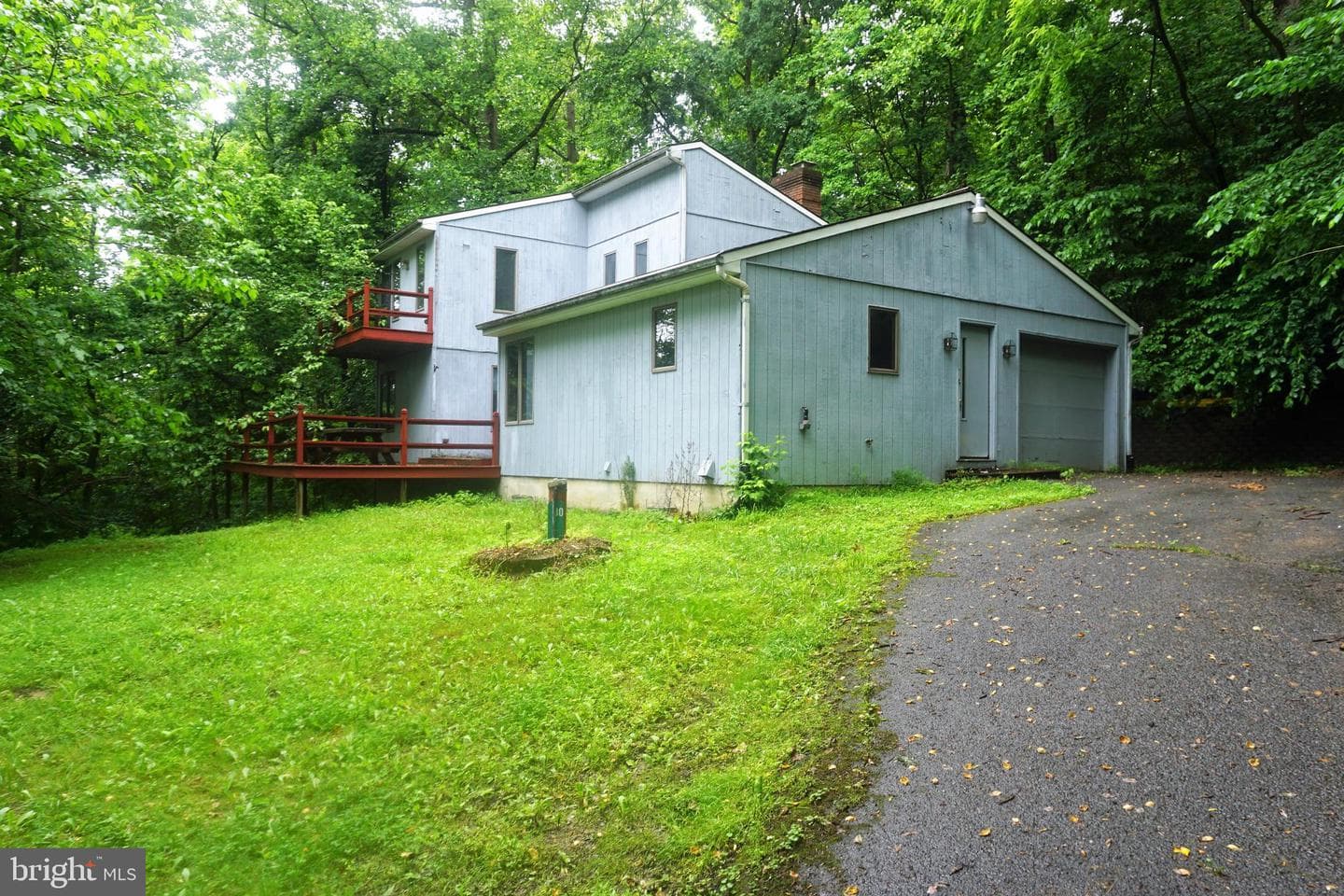 30 Fitzhugh Lane, Falling Waters