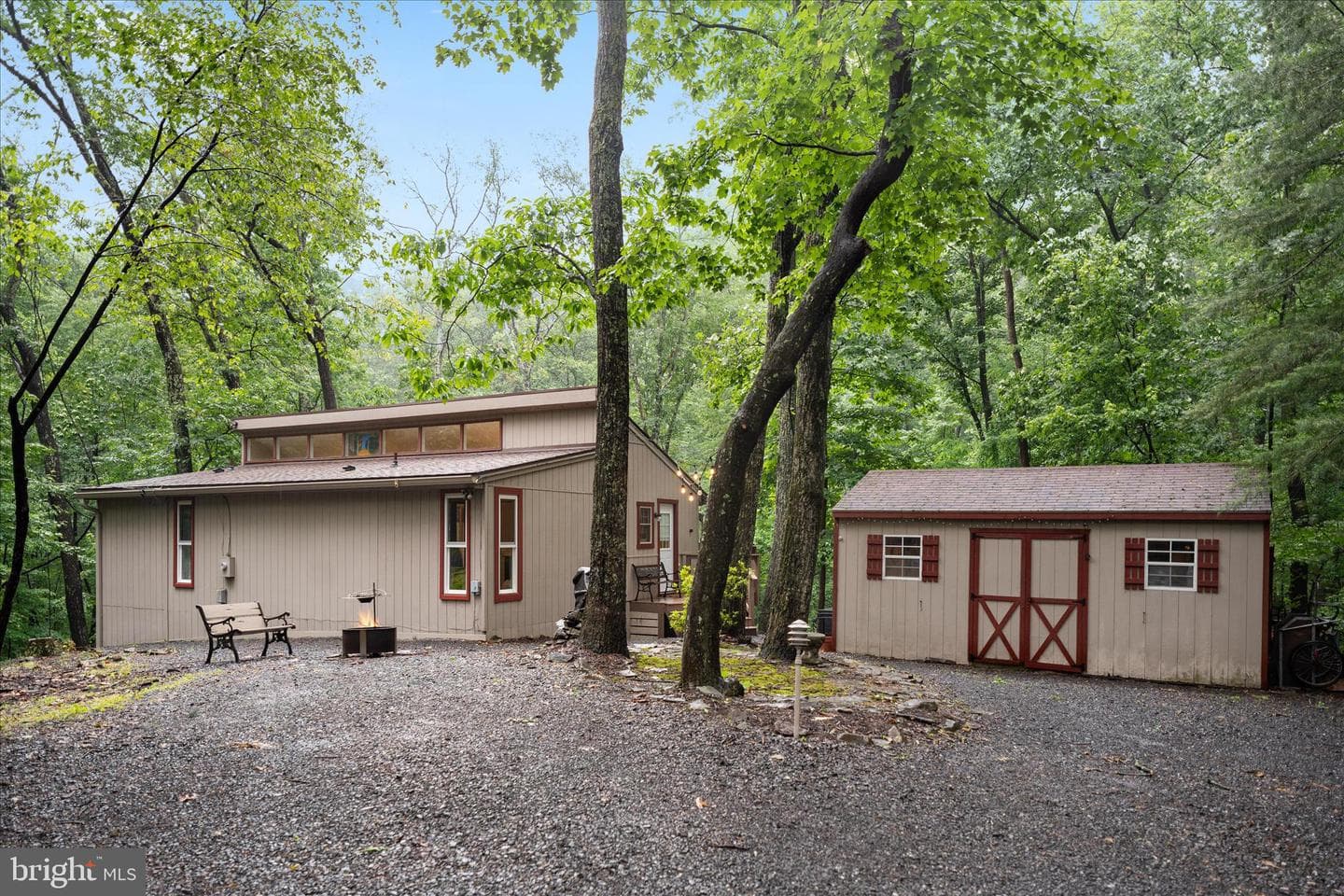 211 Cayuga Trl, Hedgesville
