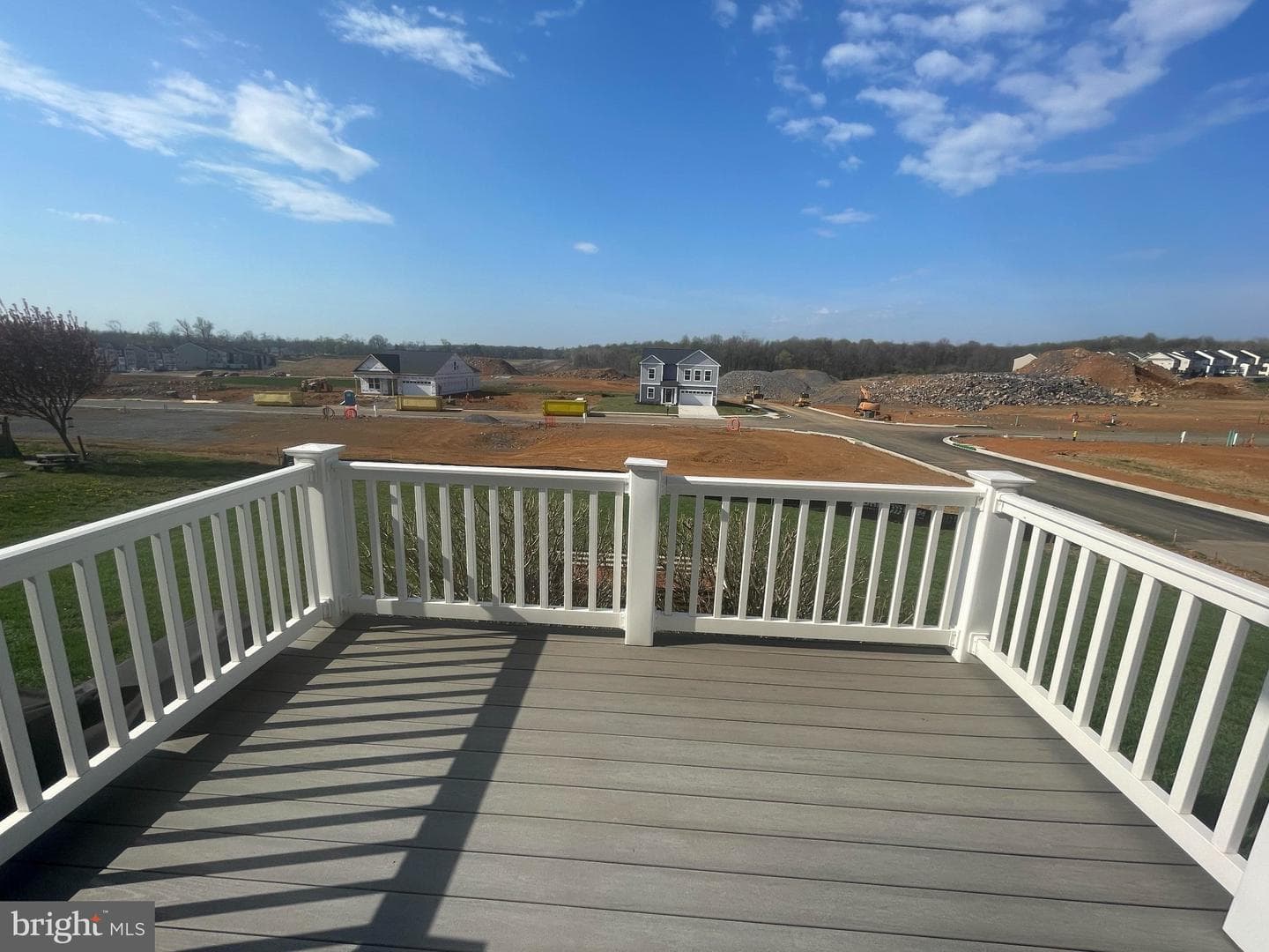 121 Tarkay Place photo 17