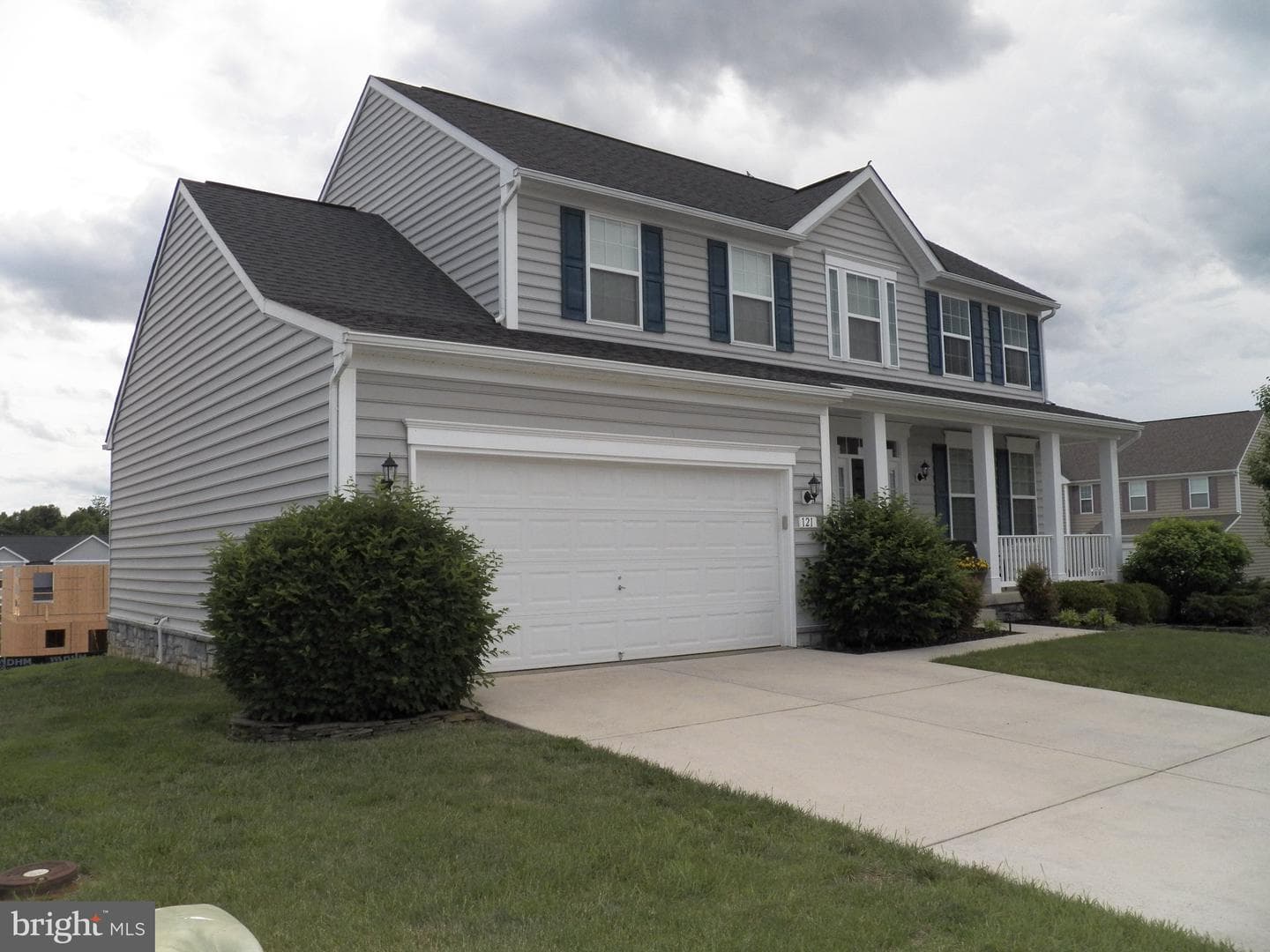 121 Tarkay Place photo 3