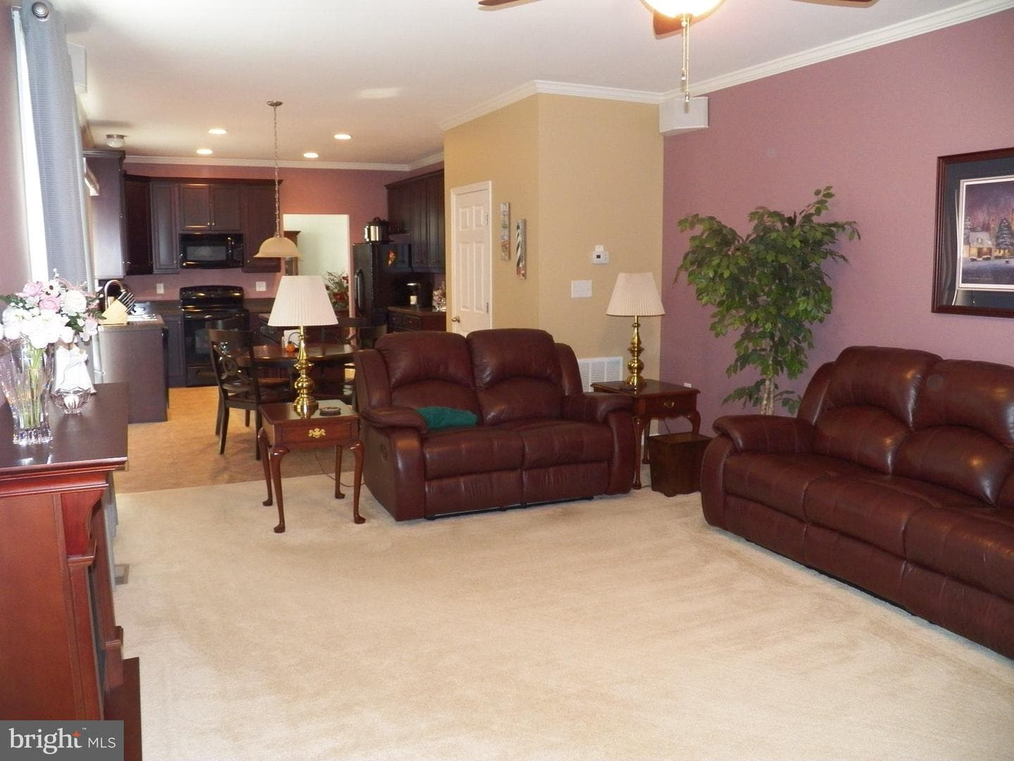 121 Tarkay Place photo 39