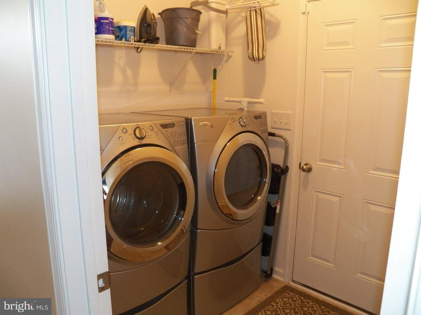 121 Tarkay Place photo 42