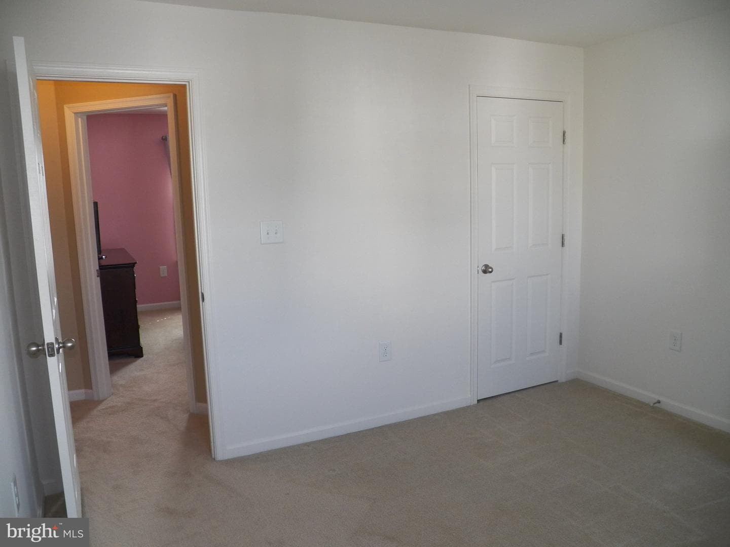 121 Tarkay Place photo 63