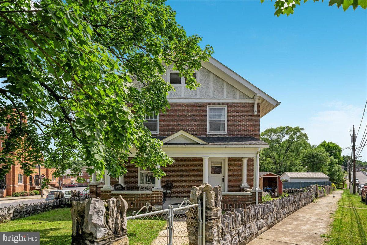 636 Faulkner Avenue photo 17