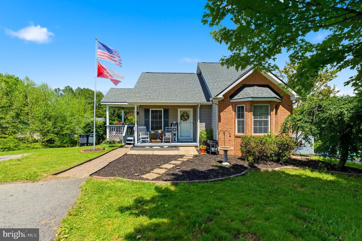 389 Grove Farm Lane photo 3