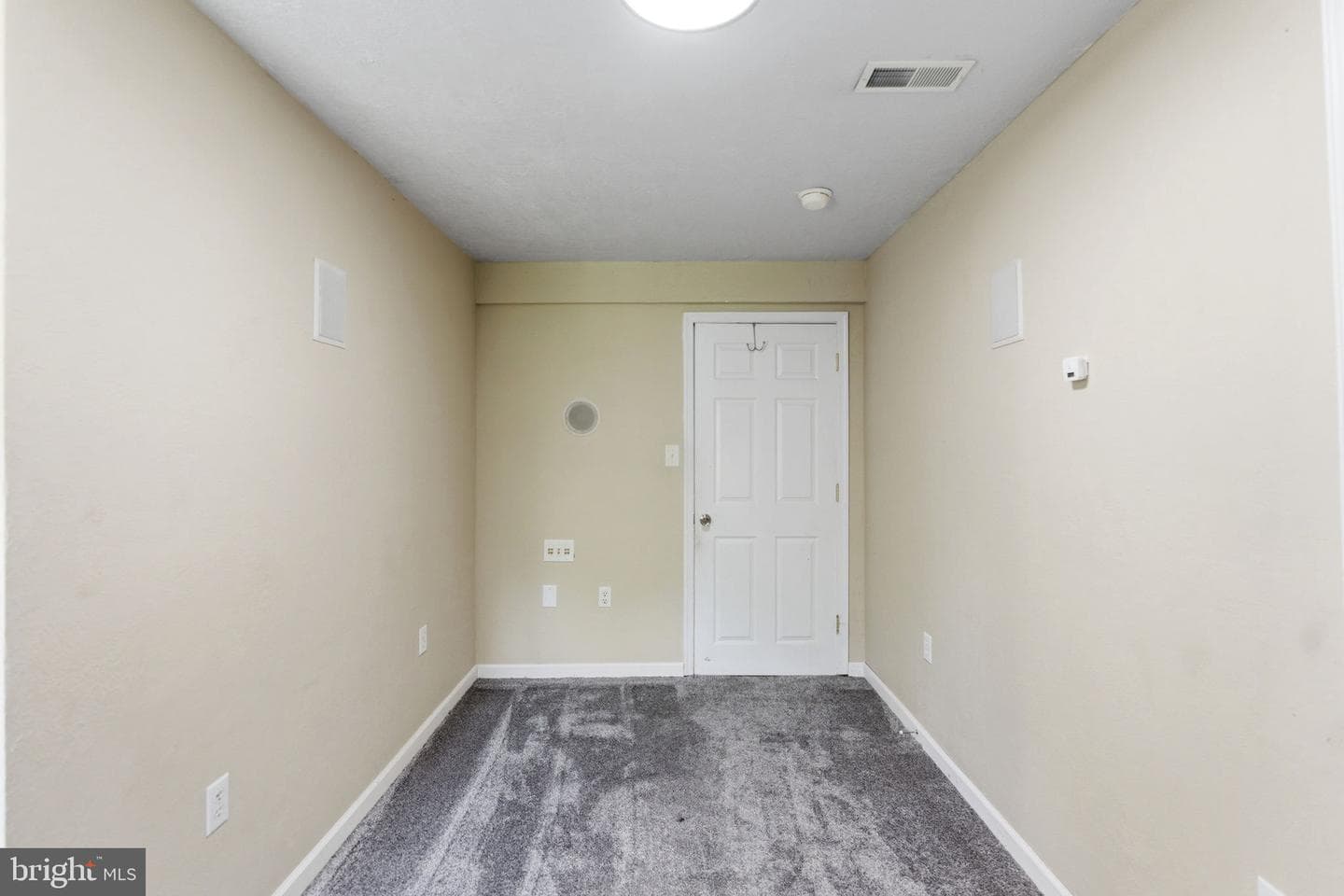 389 Grove Farm Lane photo 45