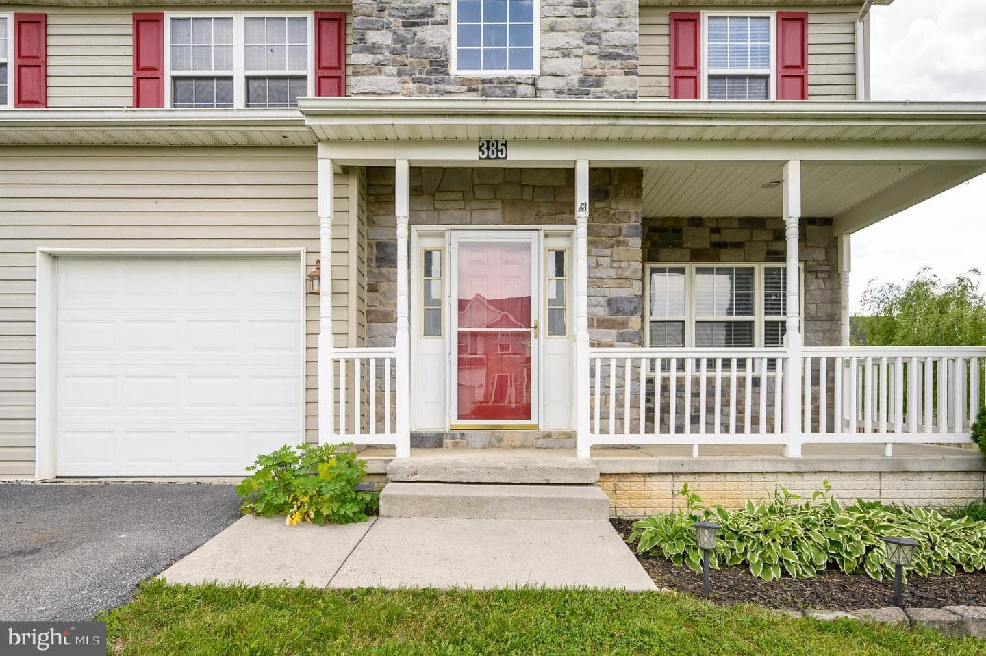 385 Thayers Gull Drive photo 2