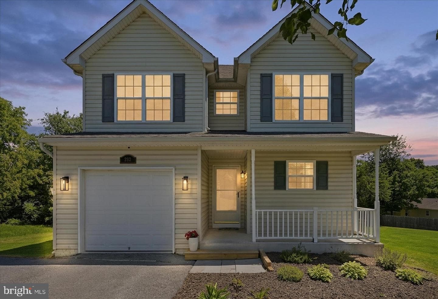 282 Ford Circle, Inwood