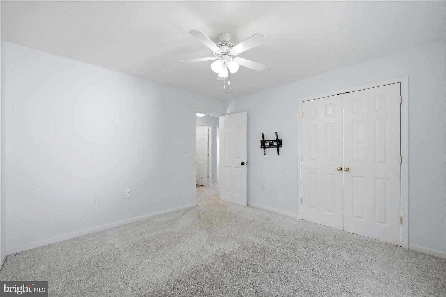 282 Ford Circle photo 39
