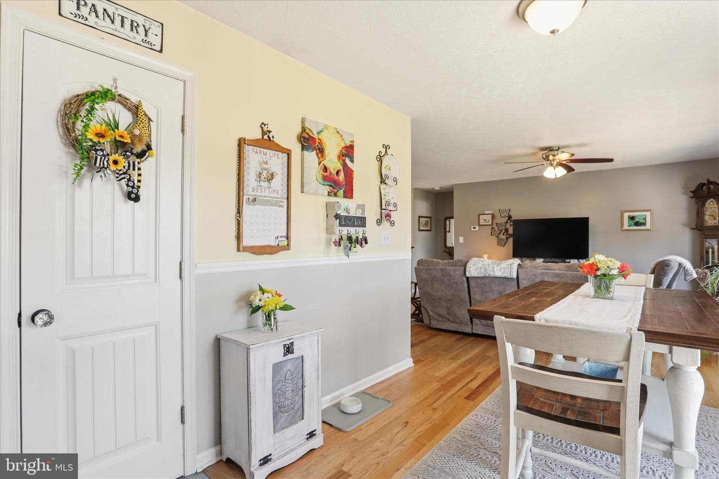 302 Dickenson Drive photo 17