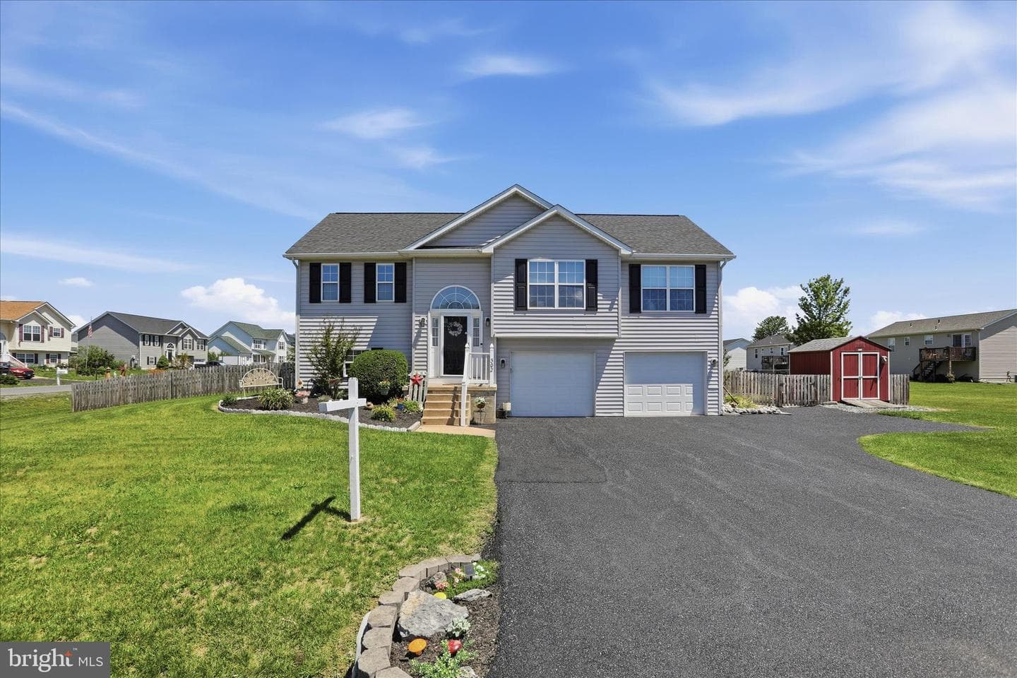 302 Dickenson Drive photo 4