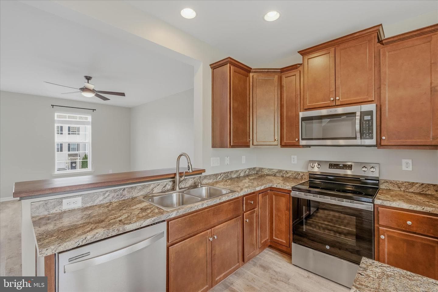 23 Landis Court photo 12
