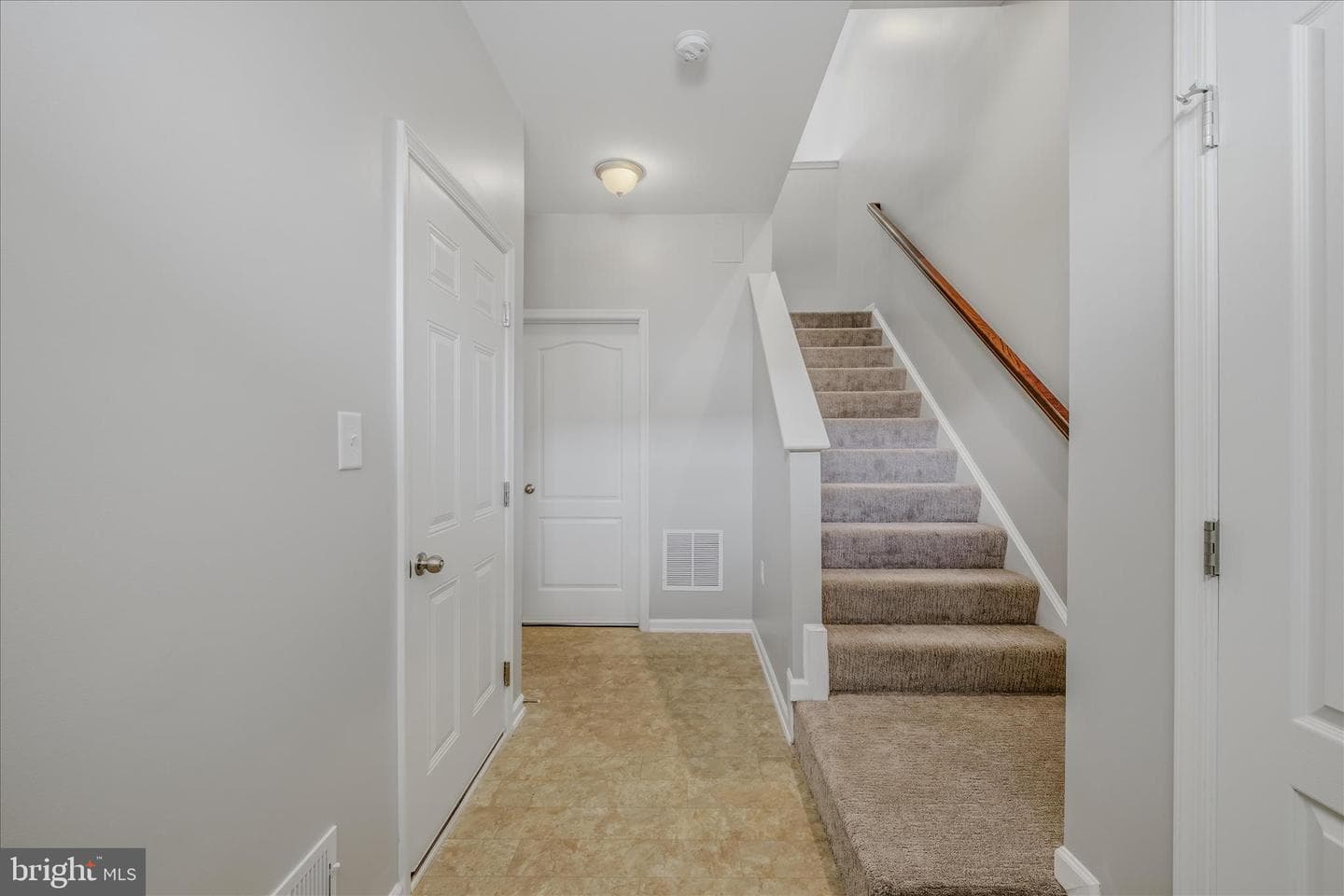 23 Landis Court photo 6