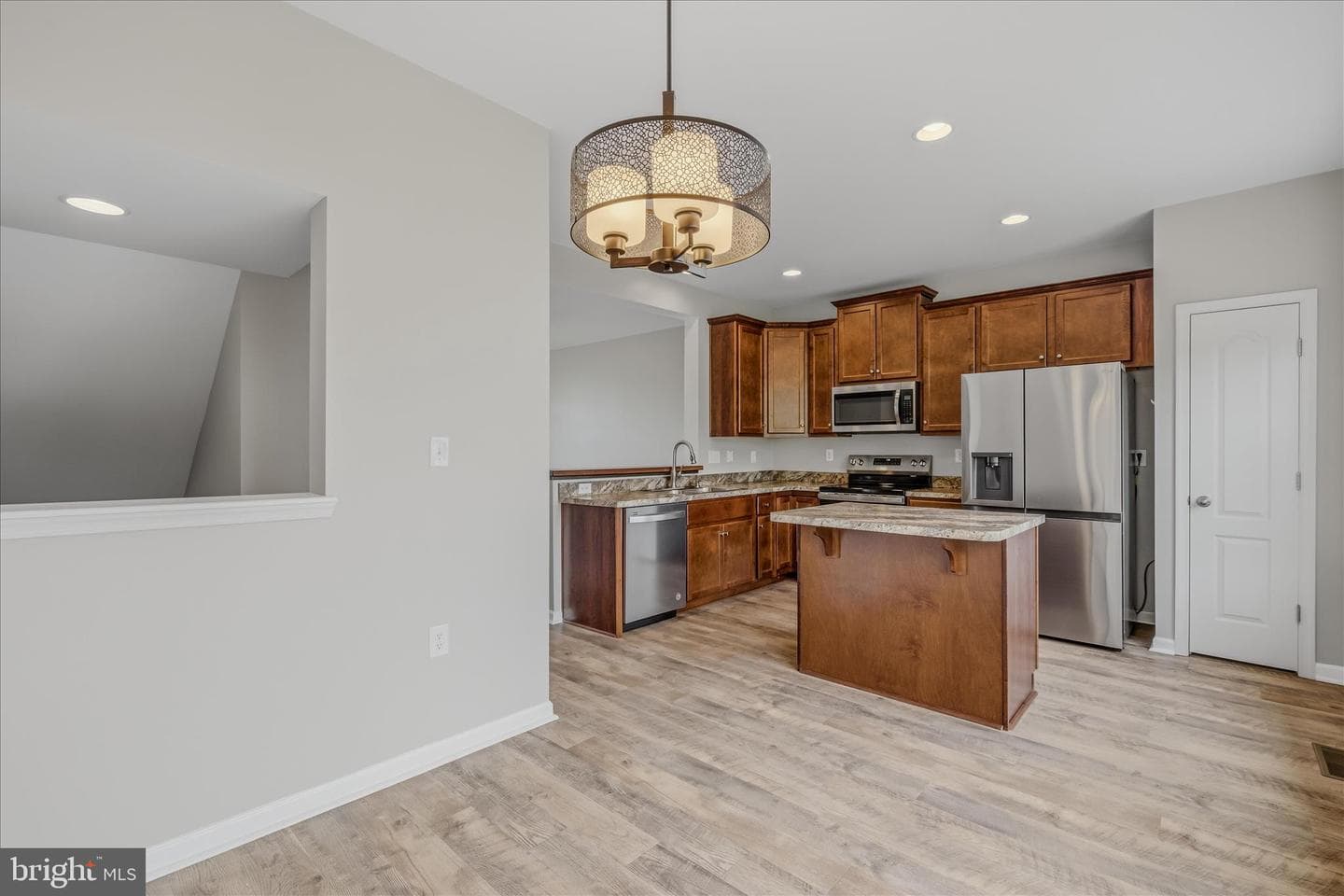 23 Landis Court photo 8