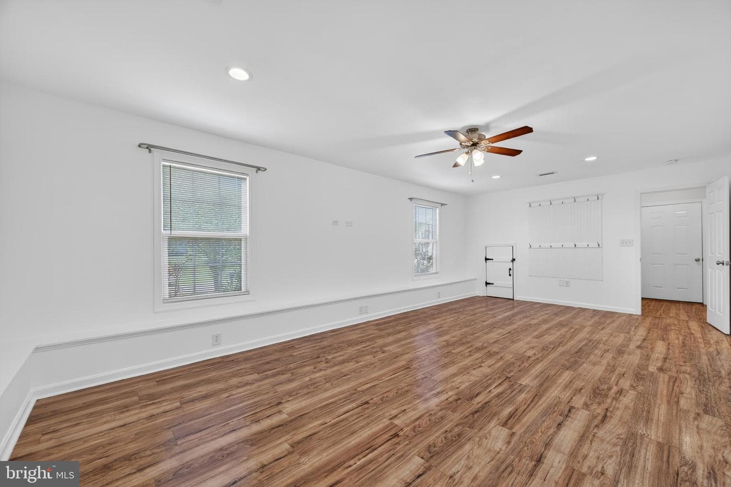 153 Eisenhower Circle photo 36