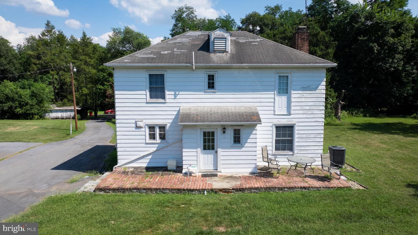 39 Karns Court photo 6