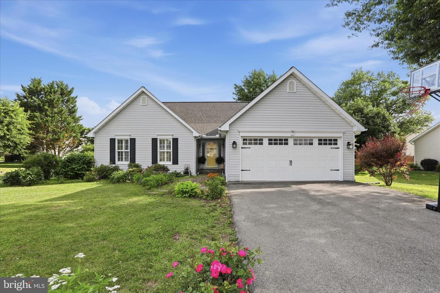 96 Phoenix Lane, Falling Waters